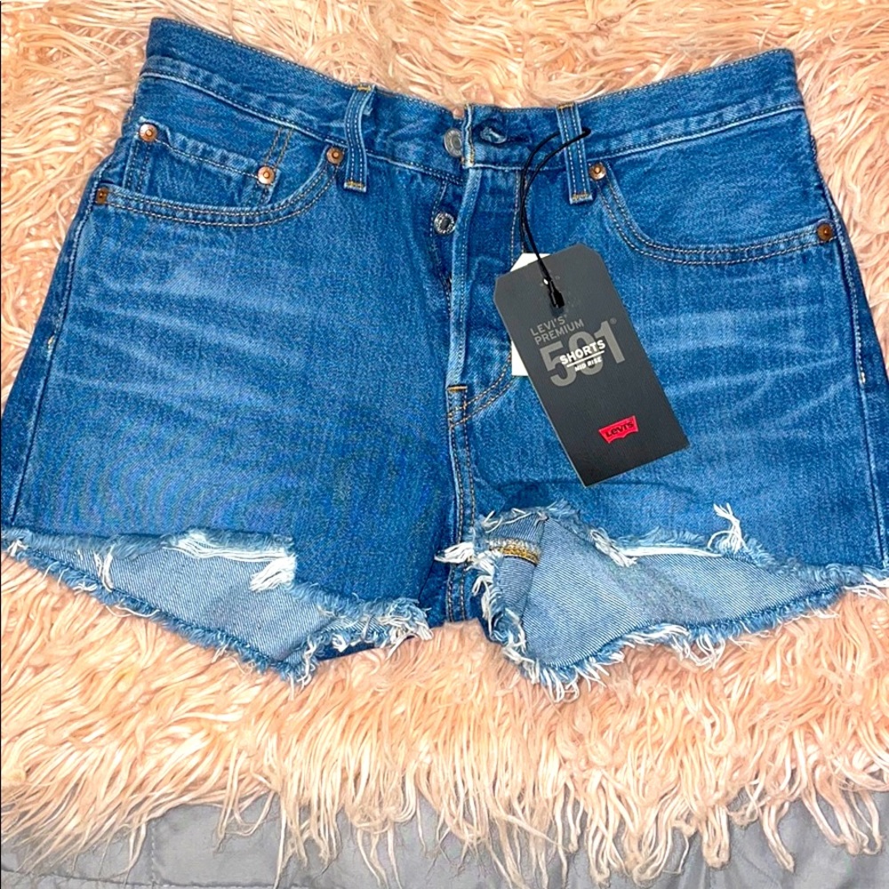 Brand New Levi Shorts